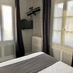 Celine - De La Gare Hotel Rouen