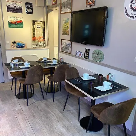 Celine - De La Gare Hotel 3*