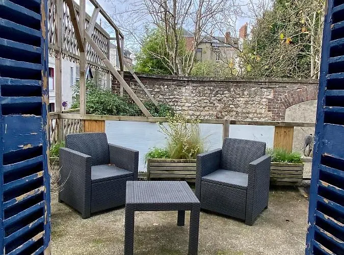 Hotel Celine - Hotel De La Gare 3*