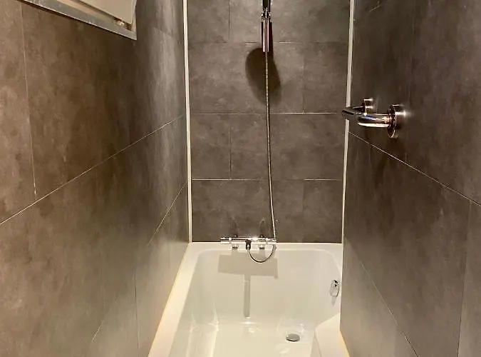 Hotel Celine - Hotel De La Gare Hotel 3*