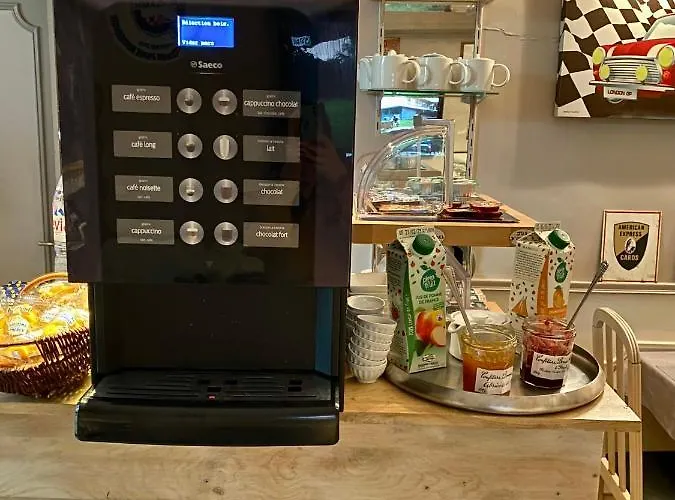 Hotel Celine - De La Gare 3*