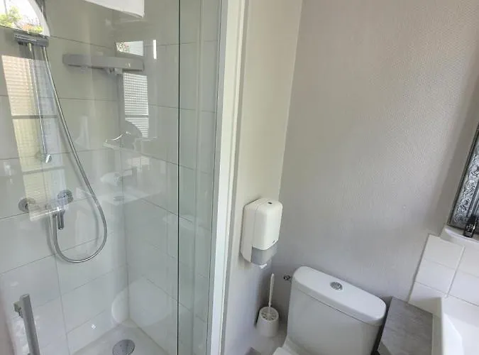 Hotel Celine - Hotel De La Gare 3* Rouen