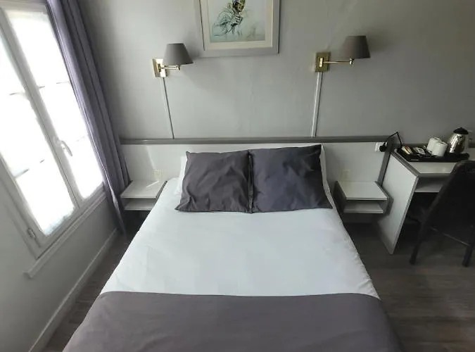 Hotel Celine - Hotel De La Gare 3* Rouen
